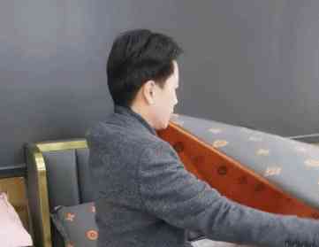  网红男女引发思考,土味风竟如此红火