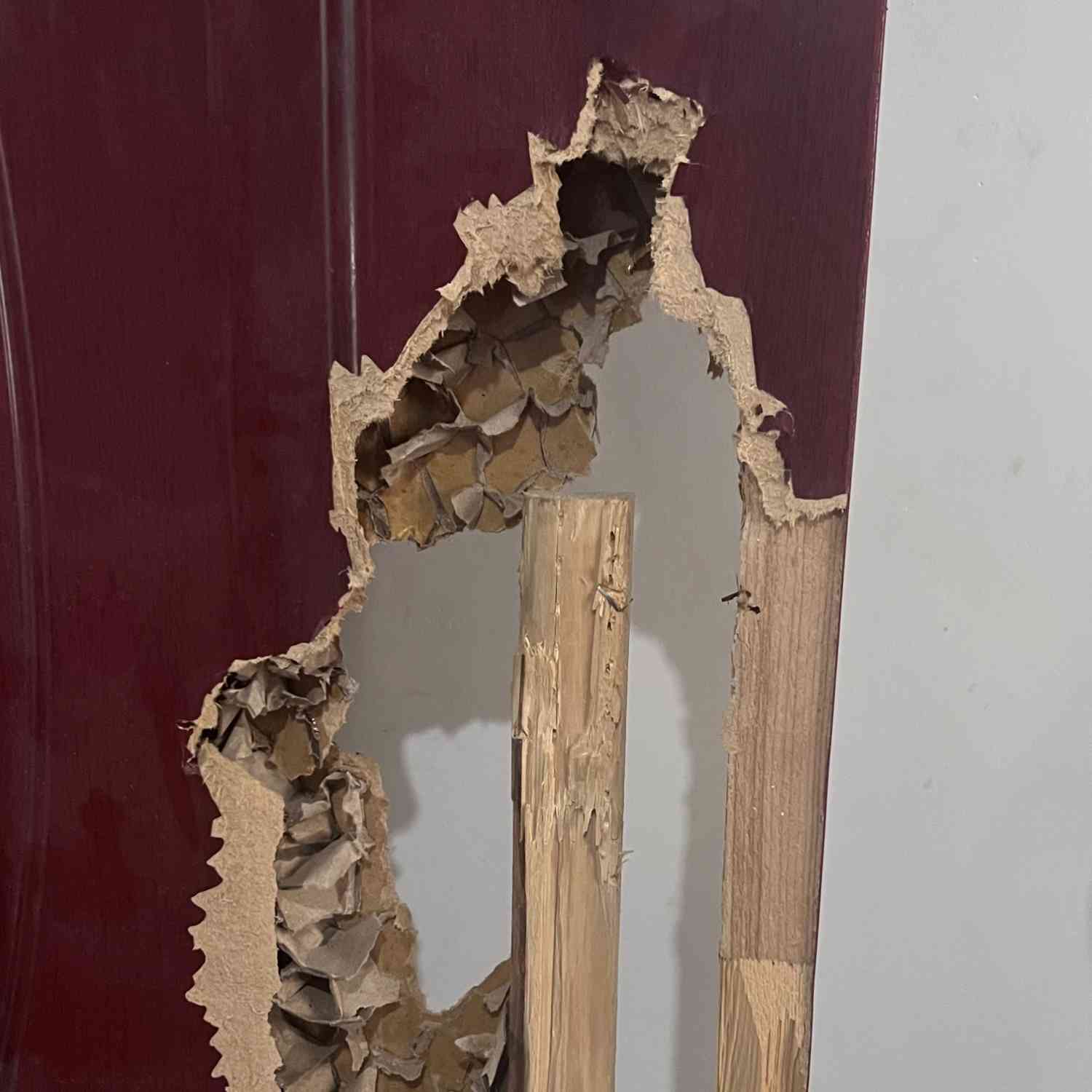  易地扶贫搬迁安置房频频出质量问题，村民生活质量堪忧