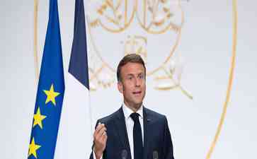  法国总统马克龙表态：法国大使将留在尼日尔，并为法国在该国的军事存在辩护