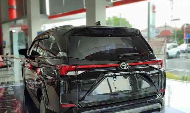 丰田全新大七座SUV，外观饱满售价亲民，引关注