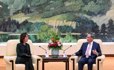  美国高官雷蒙多访华，关注中美经贸合作