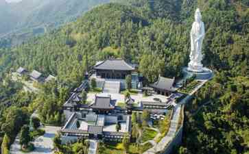 最新焦点事件曝光:网友偶遇李嘉诚到寺庙拜佛