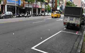  高雄知名舞厅外发生枪击案，无人伤亡！