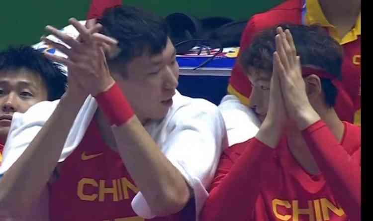 最新事件曝光，王哲林惨被弃用 网友：一战封神