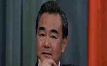 王毅向韩国施压，敦促其独立处理问题