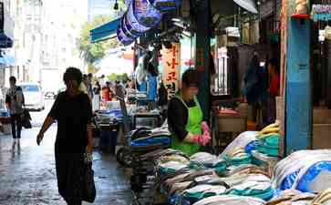  韩国民众担忧和不支持日本核污染水排海，对总统尹锡悦不满程度加剧