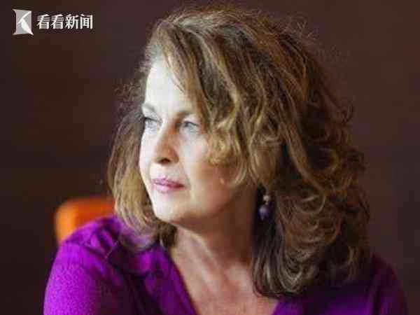  西班牙艺术体操队拍照引争议：运动员下跪被指“耻辱”