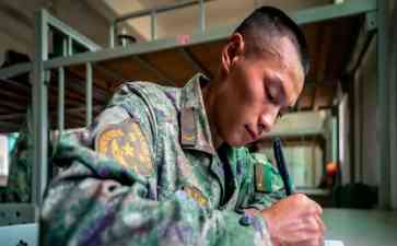  李洪：“列兵还可以休假？”独家揭秘休假新规