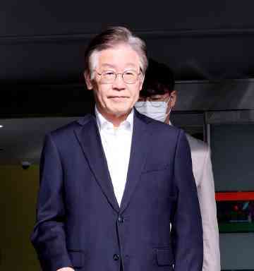 韩国在野党党首涉贪腐受审，震撼全国