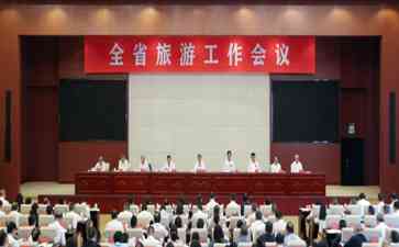  贵阳市路边音乐会持续升温