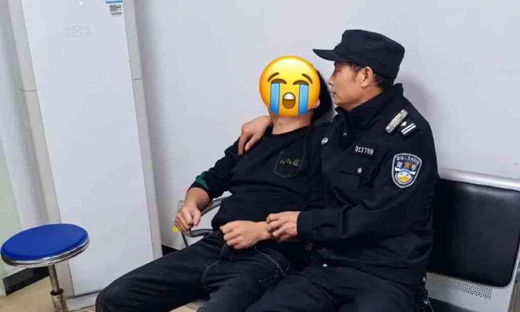  橘子洲桥上的英雄故事