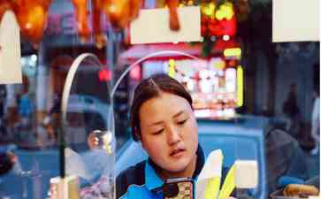  外卖柜收服务费：你我都买单，谁该负责？