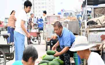  农村消费市场：传统与现代的交融