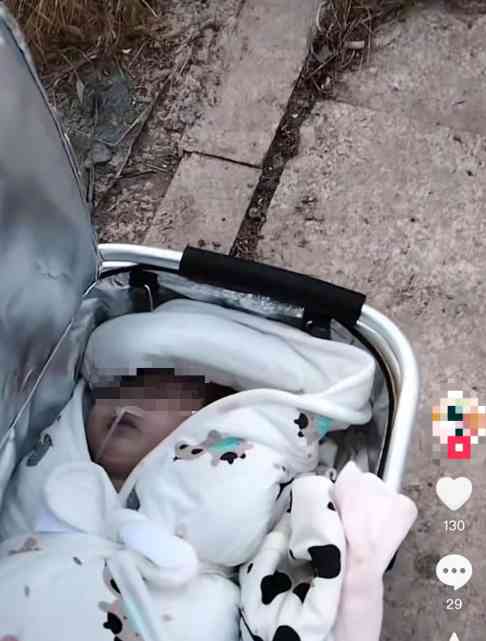 惊现草地遗弃婴儿！陌生篮筐背后的隐藏真相令人心碎