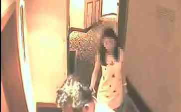 "爆料！行政院副院长涉嫌婚外情，网上曝光与神秘女子酒店视频"