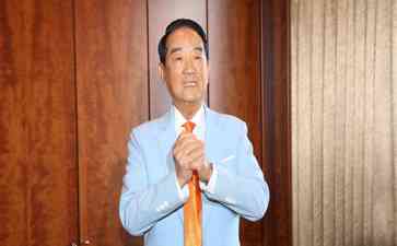  台湾2024选举：蓝白合面临僵局，宋楚瑜呼吁守正出奇