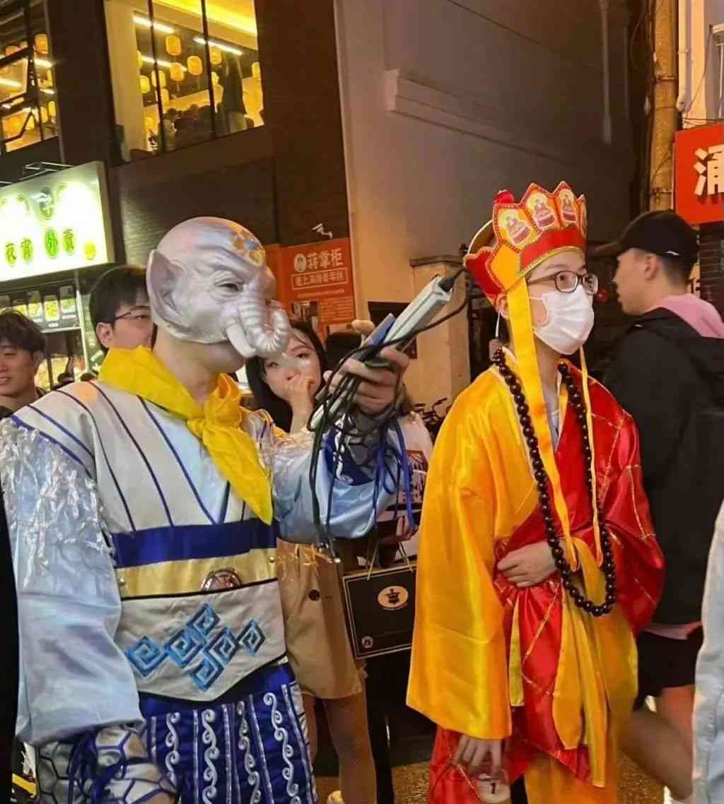  上海小青年花样玩转万圣节