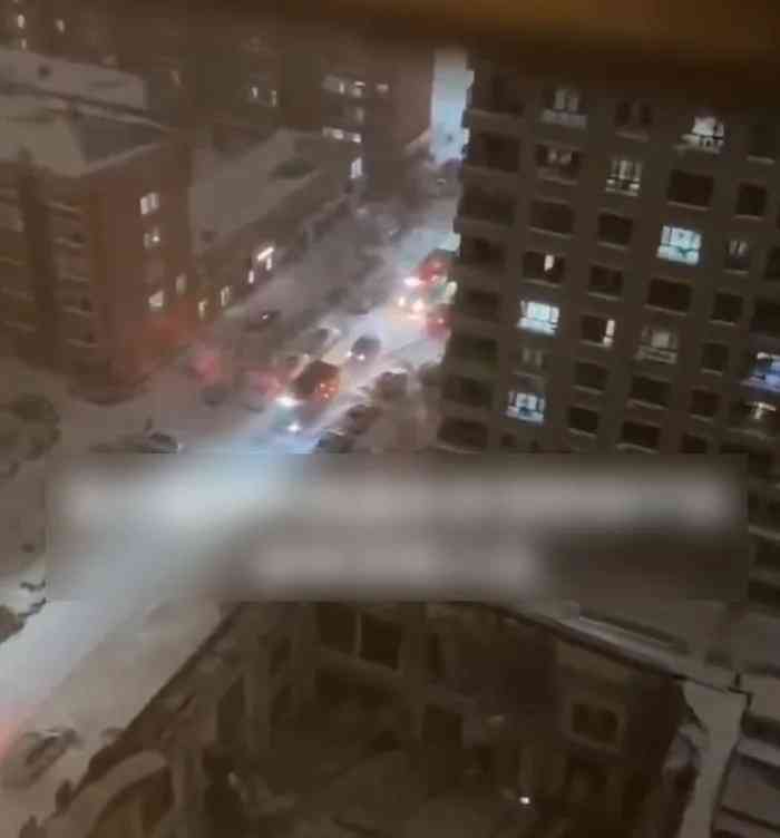  桦南县悦城健身体育馆坍塌，冒雪救援仍在进行！