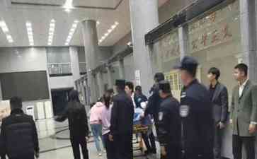 黑龙江律所律师被法院扣手机后突发心脏病