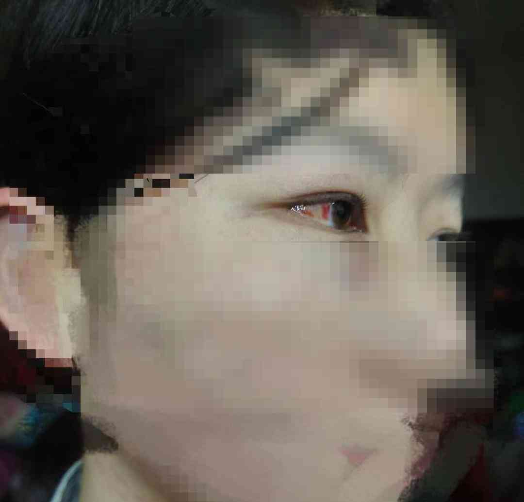  郑州中学生遭暴力欺凌 警方已介入调查