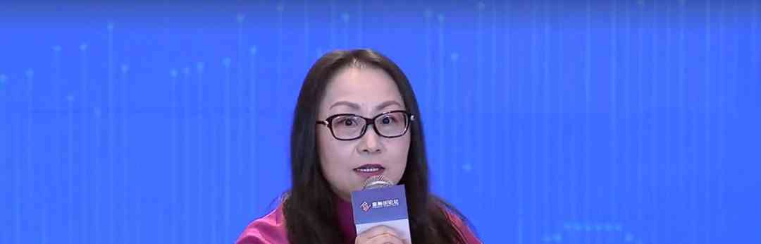  周小川谈金融危机与未来：中央银行的重要使命