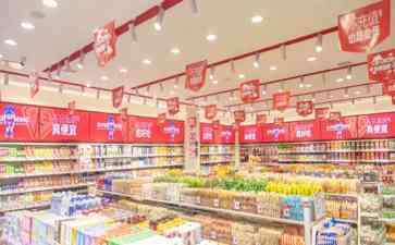 风靡全国!量贩零食店持续疯狂扩张