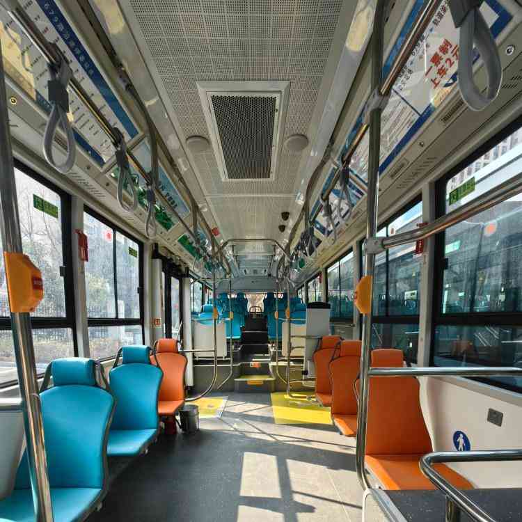 中央公园周边多条公交线路将上新纯电动车，为市民出行提供更舒适环保选择