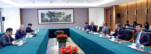  王毅盛赞潘基文：共塑人类命运共同体