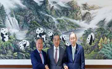  王毅盛赞潘基文：共塑人类命运共同体