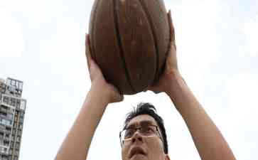  唐尚珺的16次高考梦：挚友纪录片揭秘坚持之路